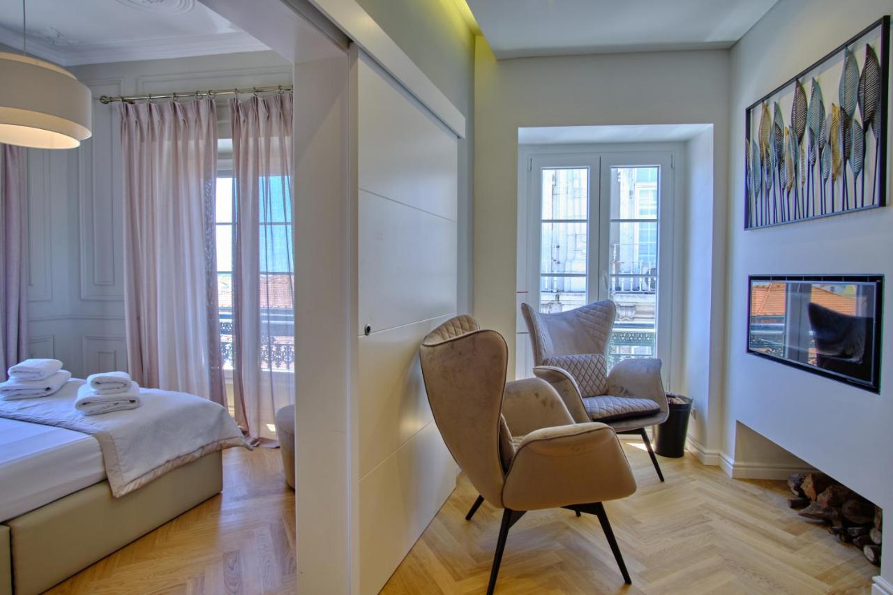 Glamorous And Alfama Riverview Apartment *
