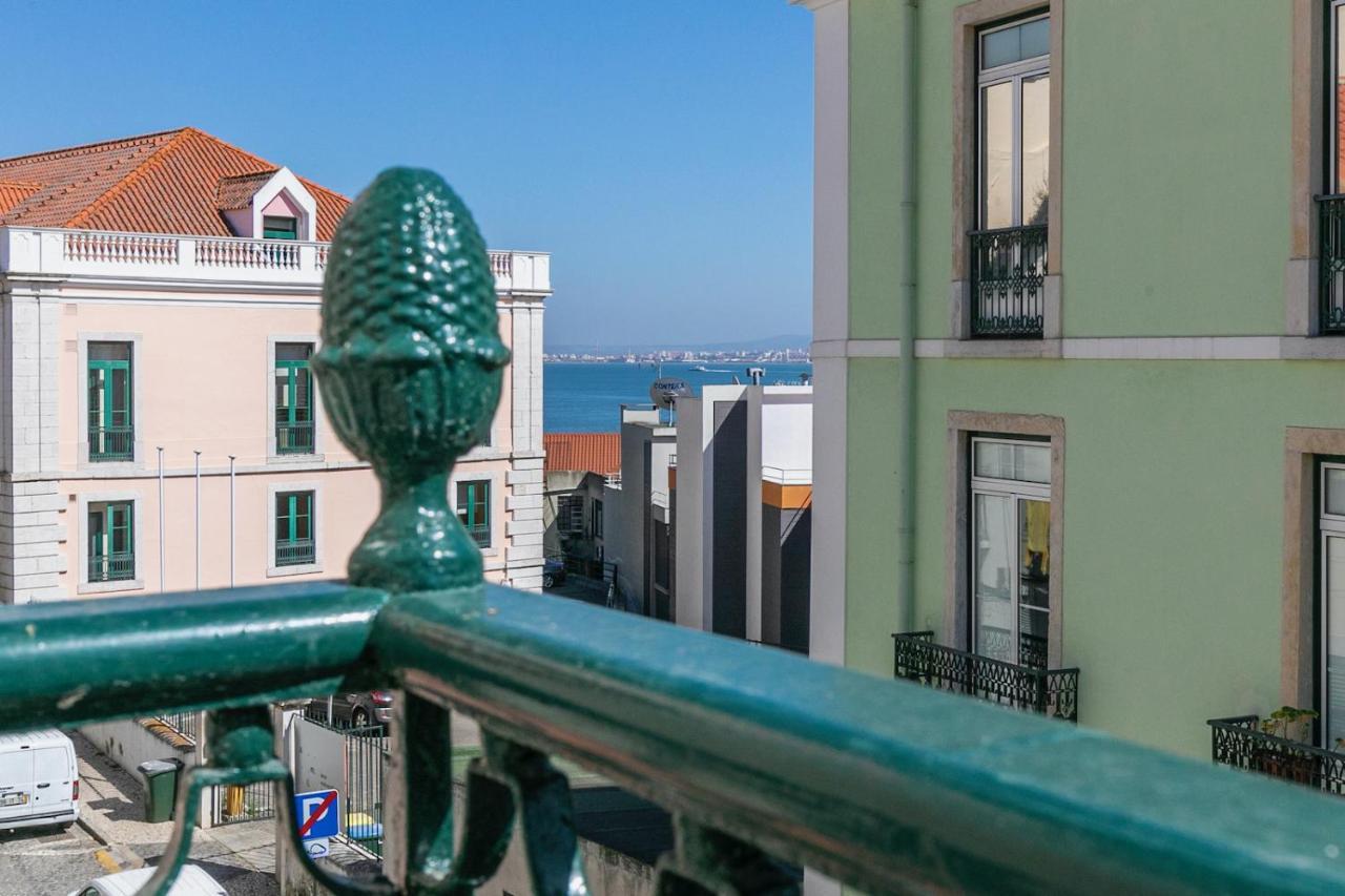 Apartment Moderno Em Bairro Tipico Lisboeta Lisbon