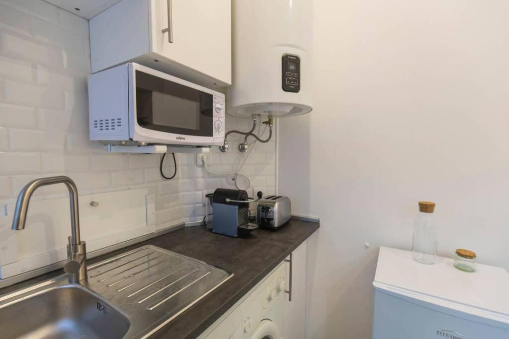 Apartment To Be Mouraria Lisbon