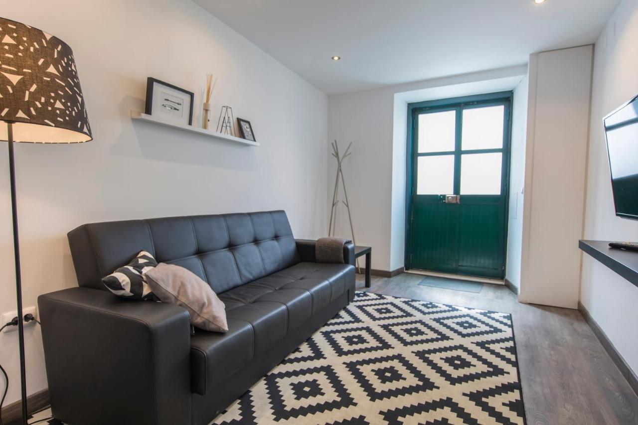 Alfama Typical Beco Da Adica Apartment Lisbon