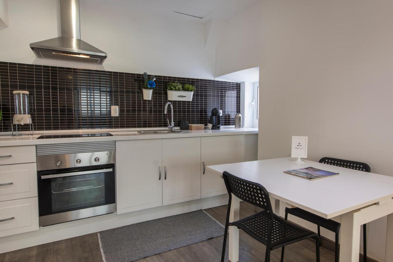 Apartment Alfama Typical Beco Da Adica Lisbon