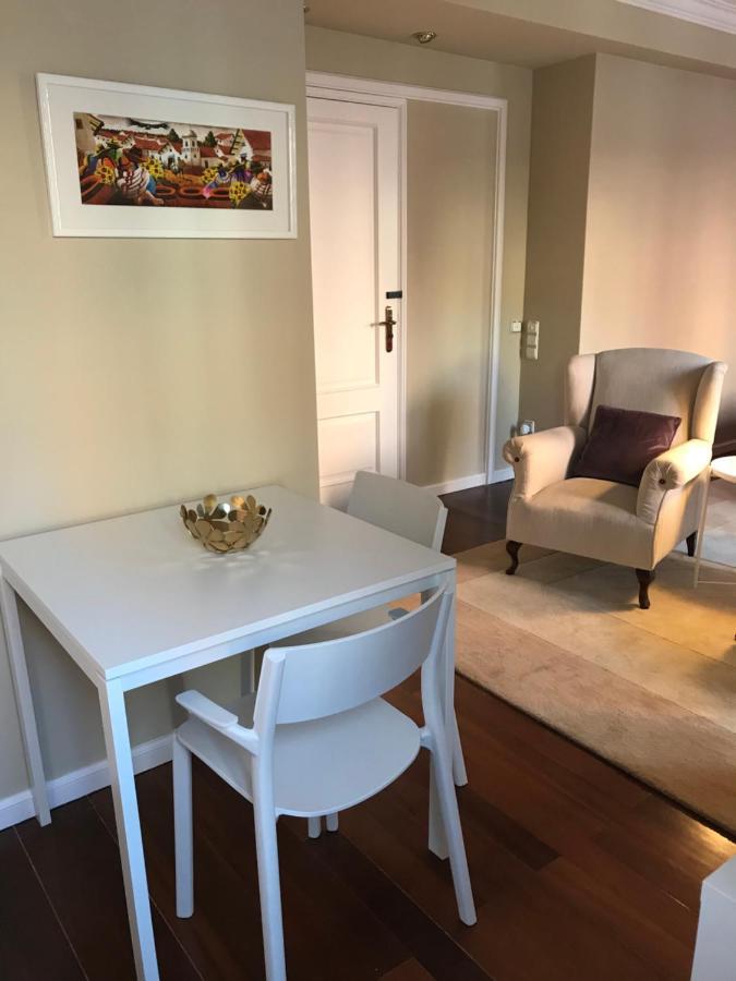 Apartment New And Unique Charming At Campolide - 2a *