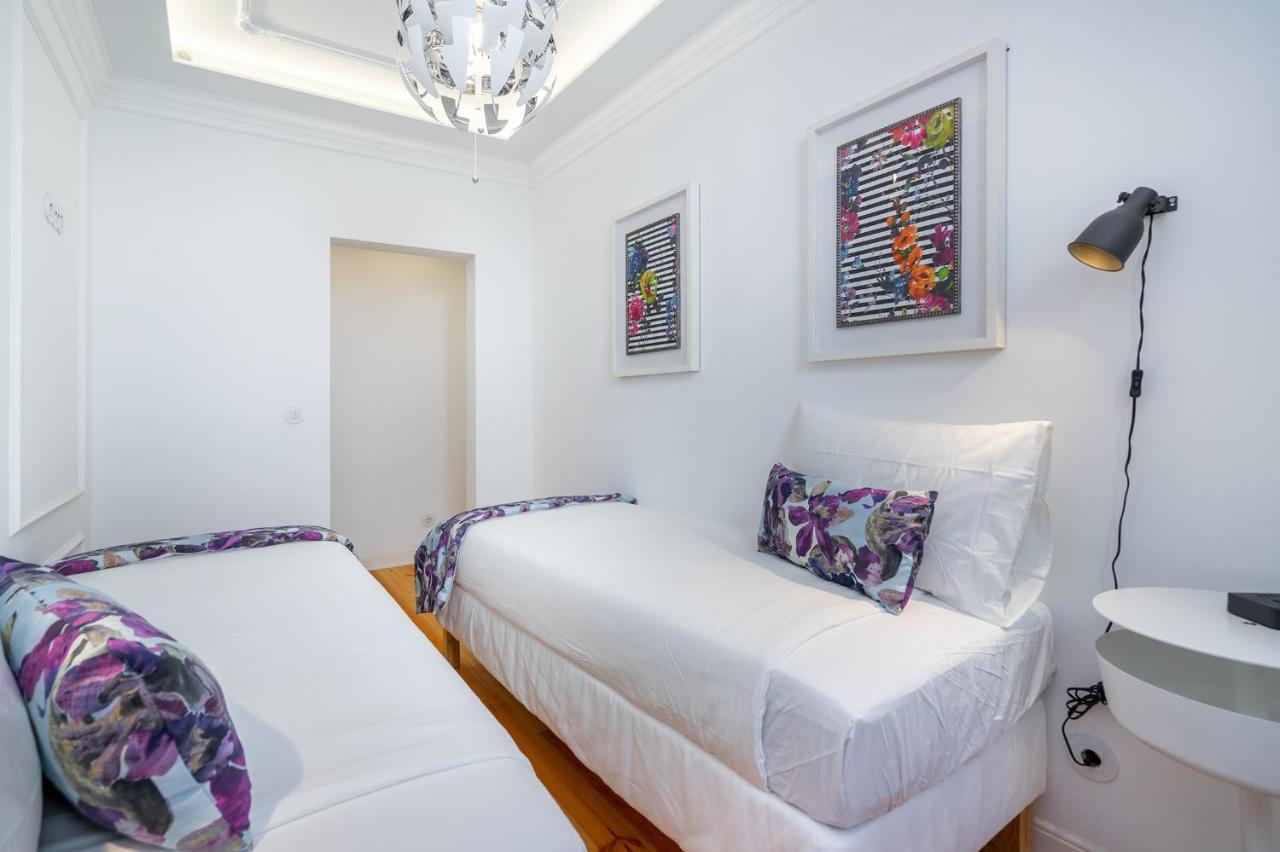 Whome | Great Location & Large Family W/patio Apartment Lisbon