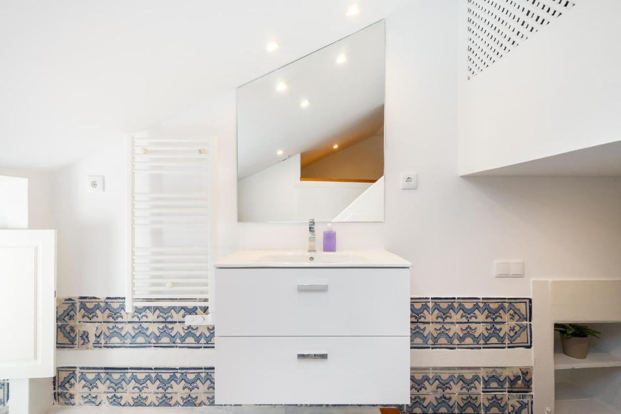 Whome Charming And Historical In Santa Justa Apartment