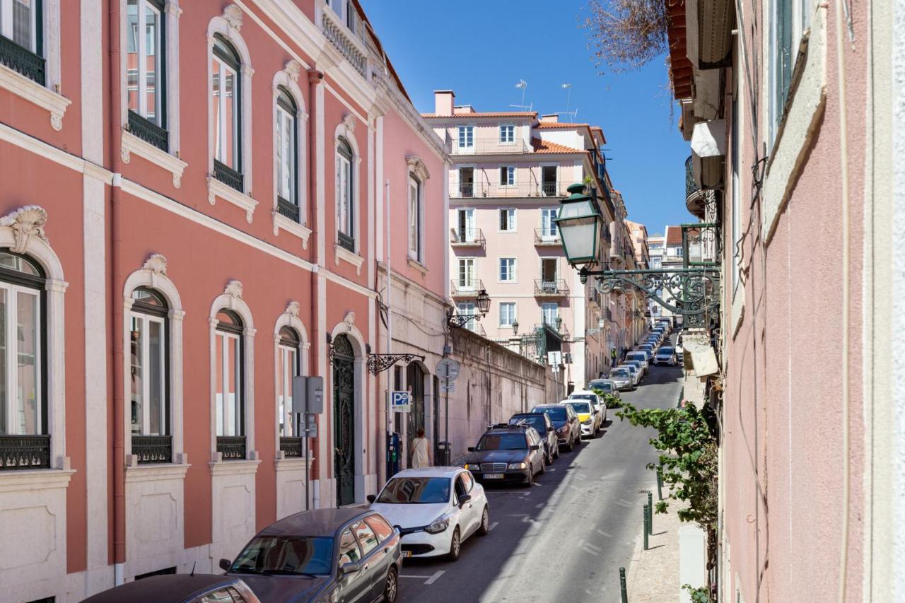 Apartamento Joivy Principe Real 2br With Terrace Nearby Botanical Garden Of Lisboa