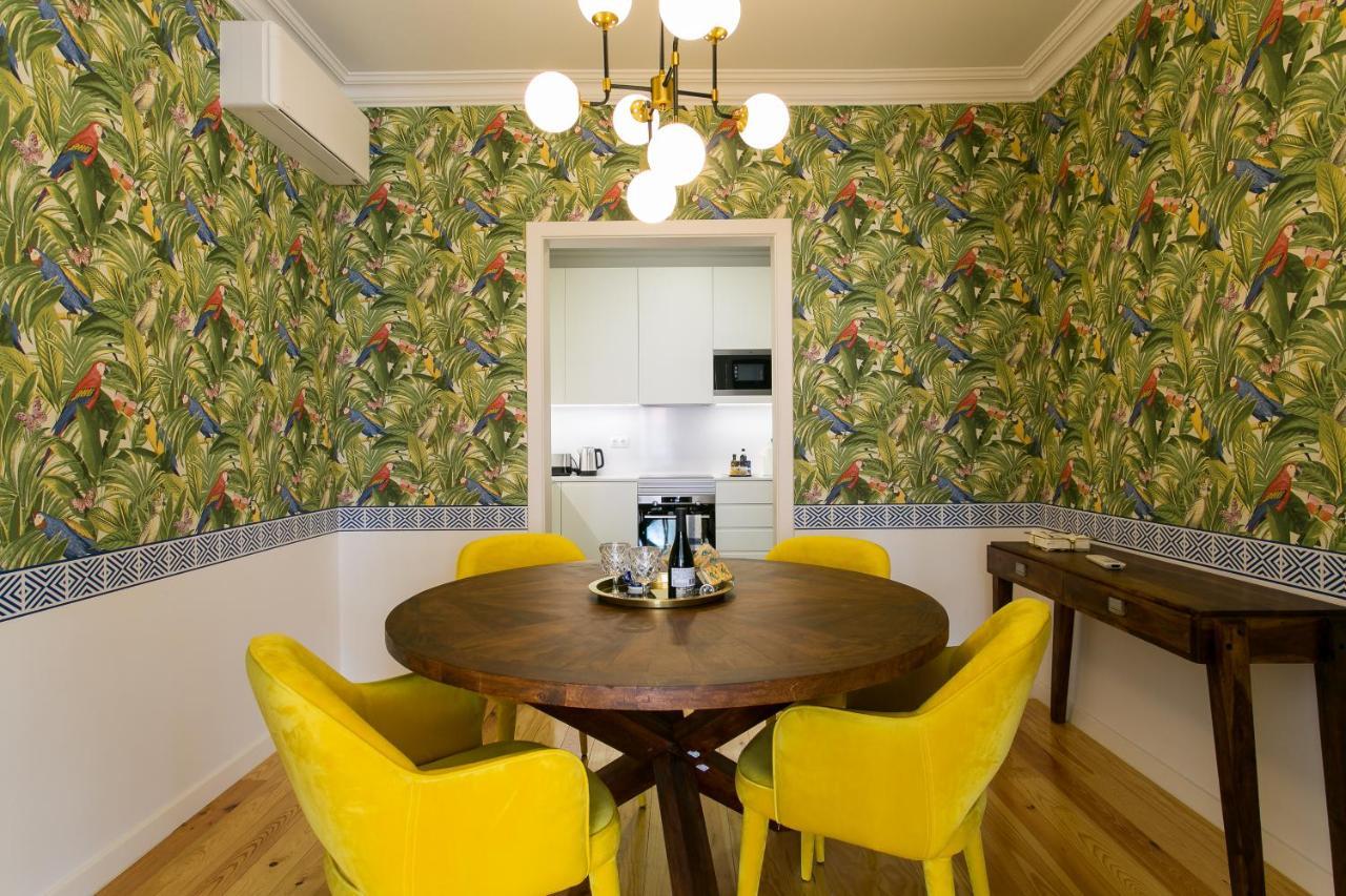 Luxury Retreat! 2 Suites, Balcony & Views!! Apartment *