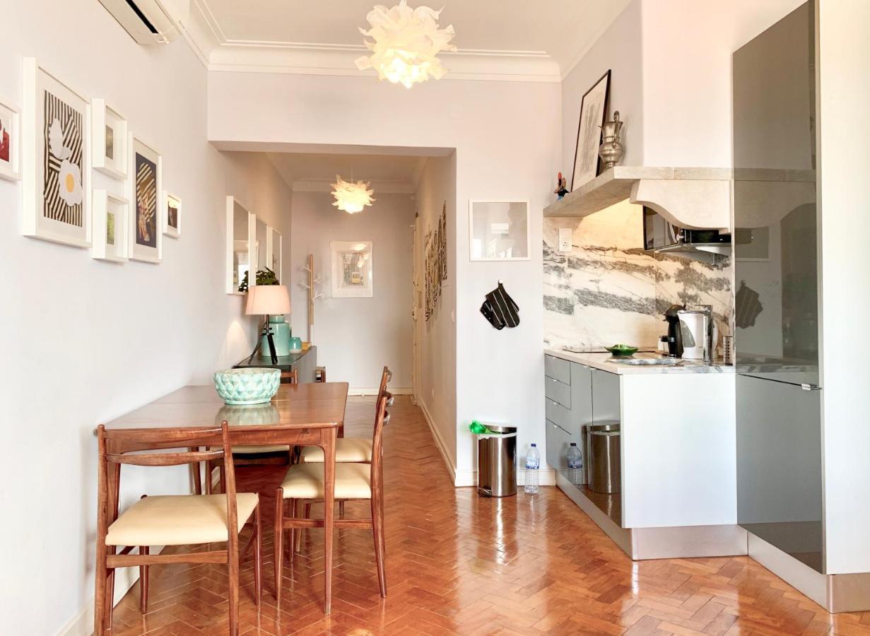 Apartment Out Roma