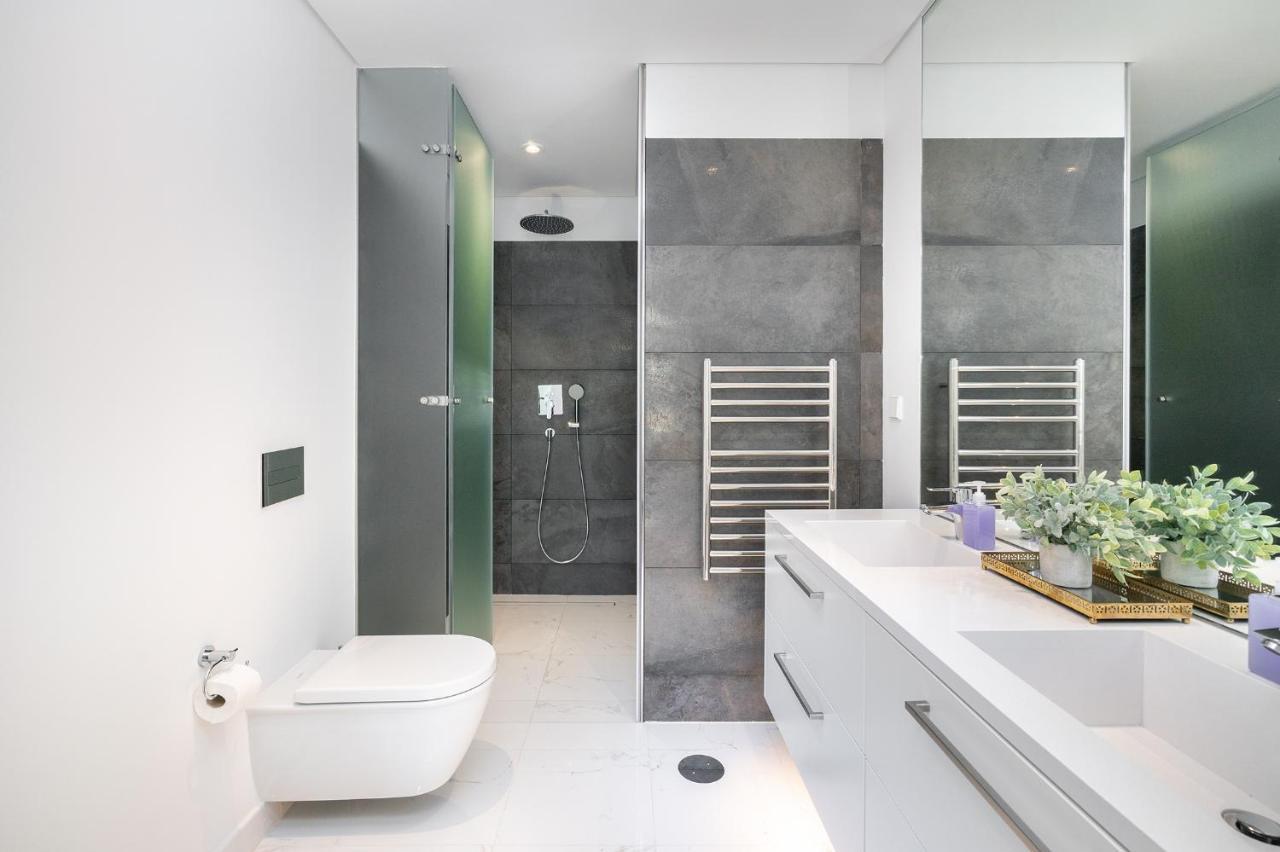Whome | The Boulevard Prime Location & Timeless Luxury *