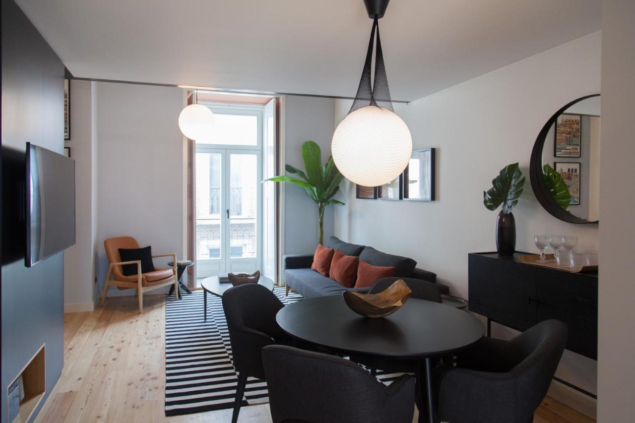 Flh Intendente Elegant Mezzanine With Balcony Lisbon