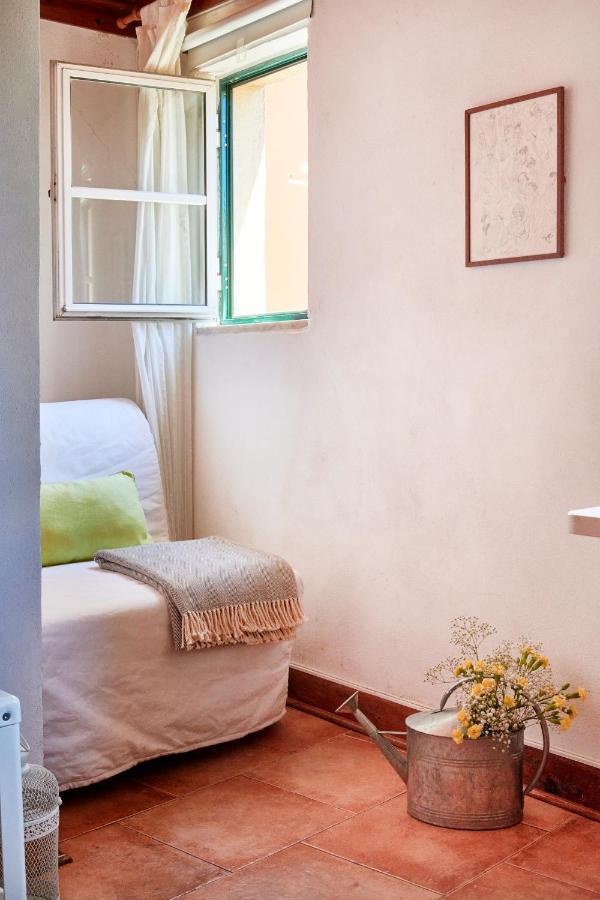 Light Filled Near Chiado, By Timecooler Apartment