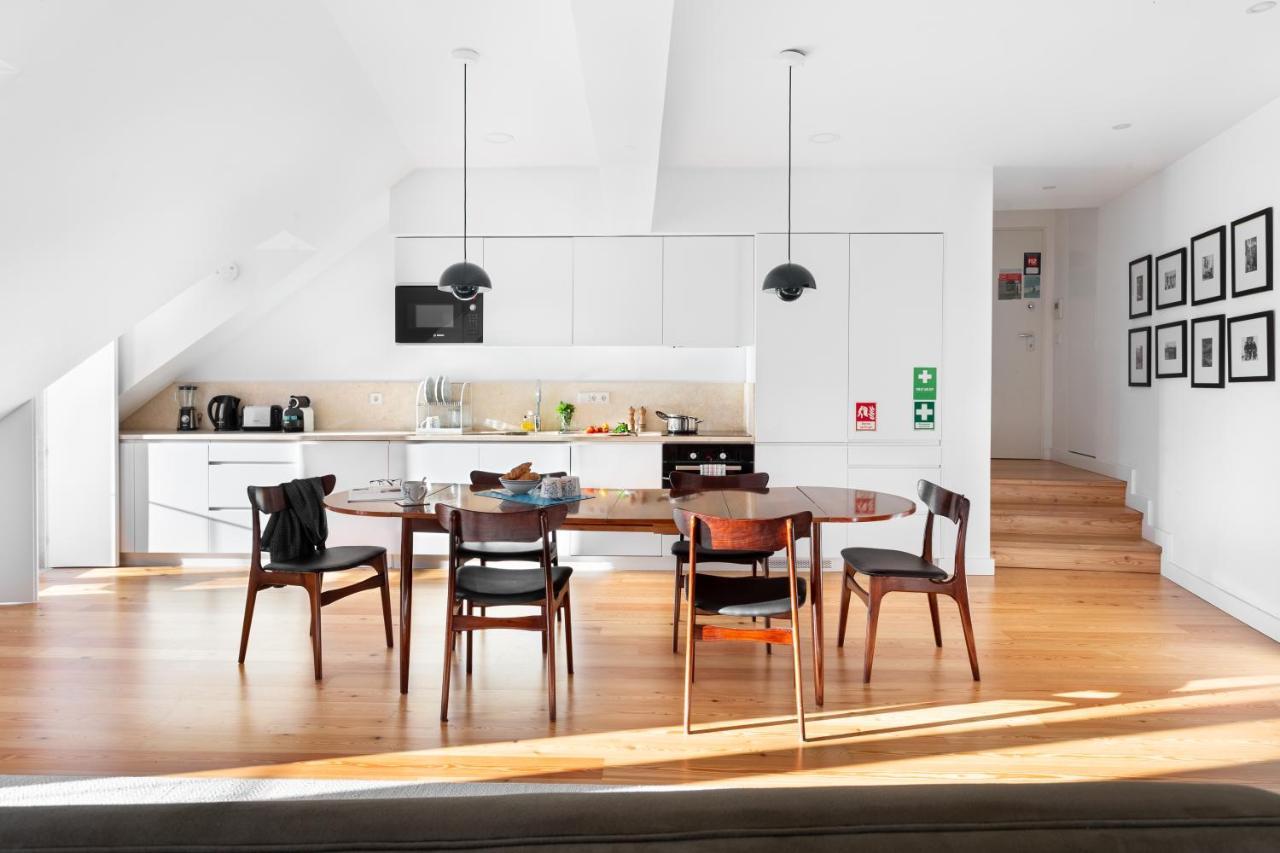 Apartment Joivy 2-br Flat With Garage Near Castelo De S Jorge