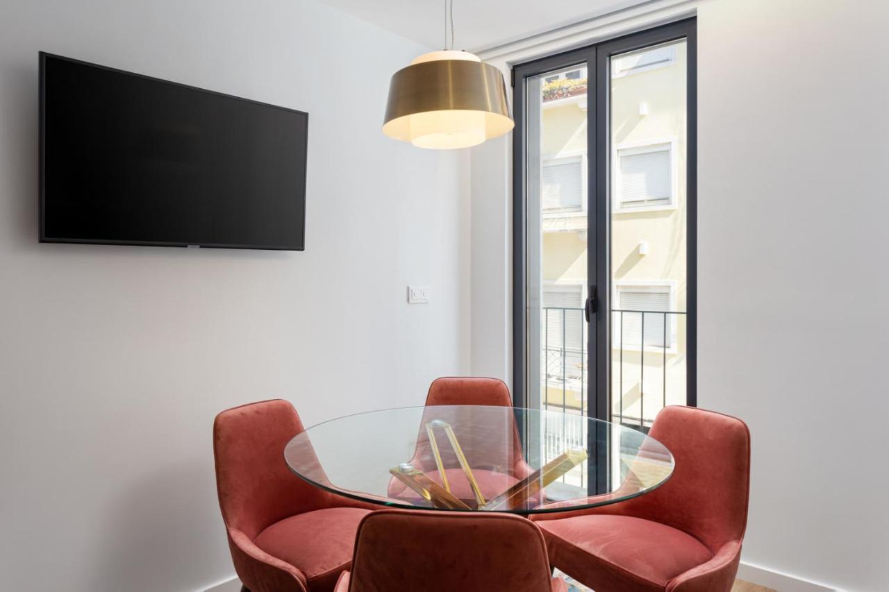 Apartment Stupendo-one Concept-center-air Conditioning-free Park *