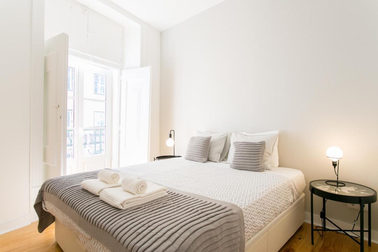 Chiado Deluxe Gem 4bdr Amazing Apartment Lisbon