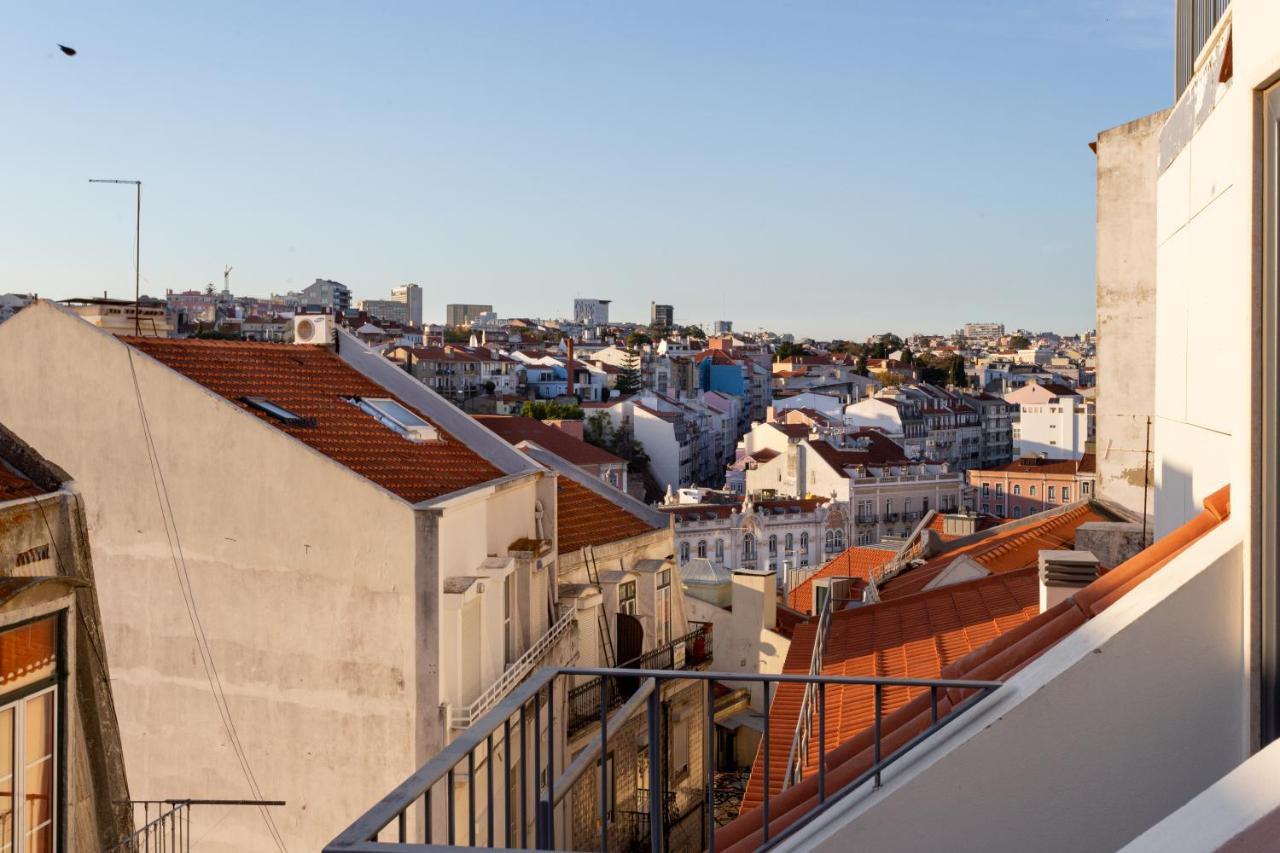 Apartment Joivy 2-br Flat With Garage Near Castelo De S Jorge *