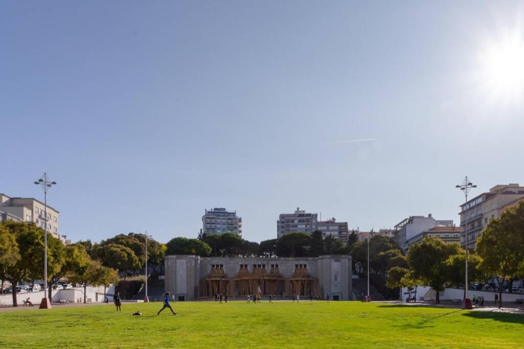 Apartment Stupendo-one Concept-center-air Conditioning-free Park Lisbon