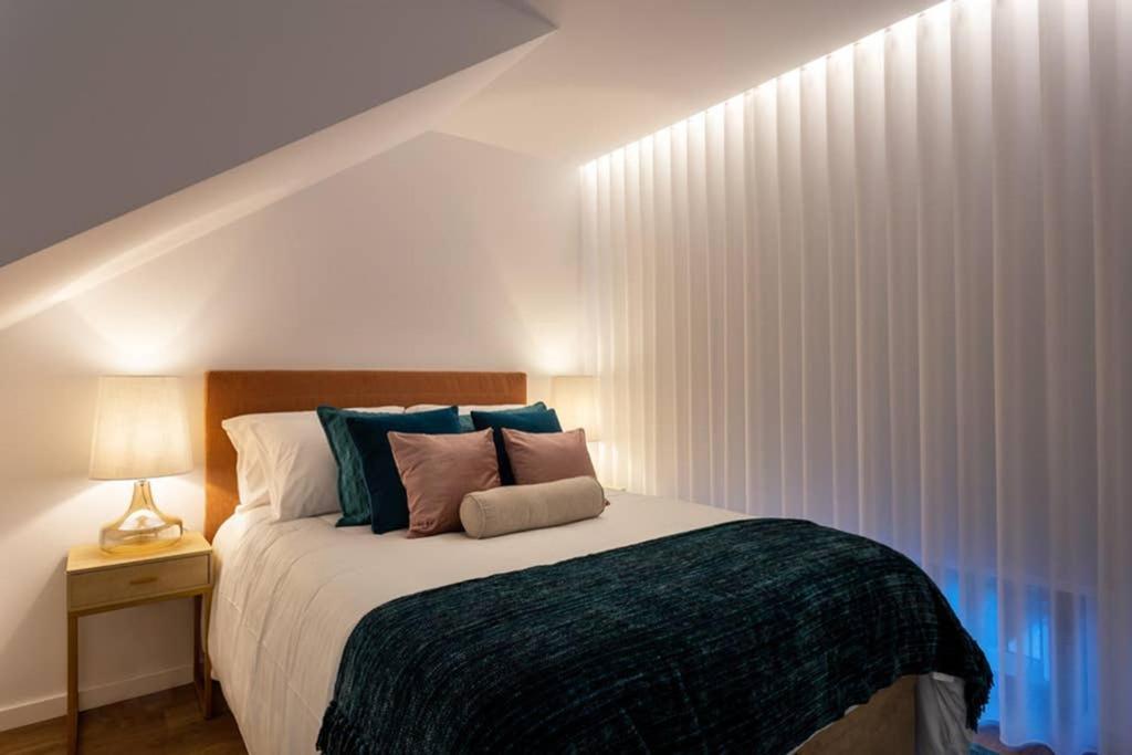 Stupendo-one Concept-center-air Conditioning-free Park Apartment *