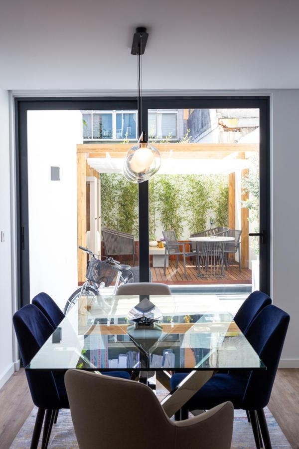 Stupendo- Two Rooms, Patio With Refreshing Pond-center-air Conditioning-free Park *