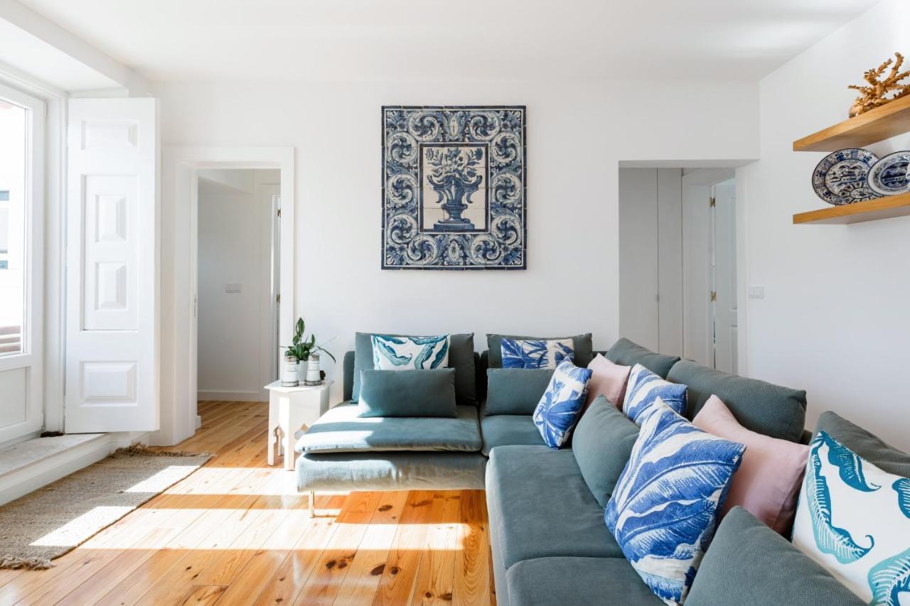 Alfama Terrace: Historic Charm With River Views Lisbon