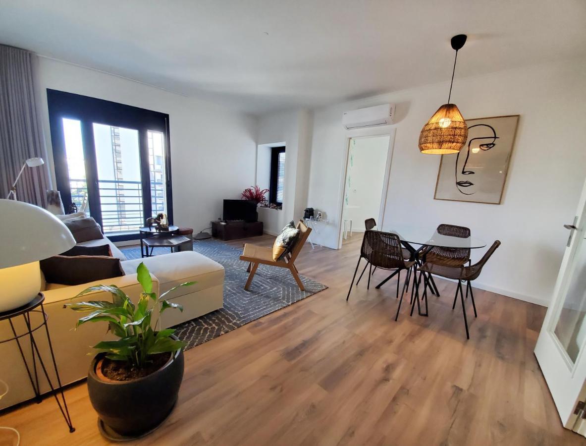 Apartment Twin Towers Lisbon