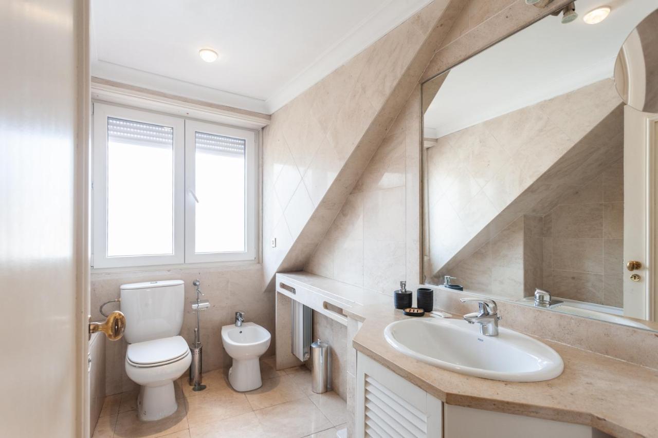 Apartment Flh Chic Chiado Exotic Spacious