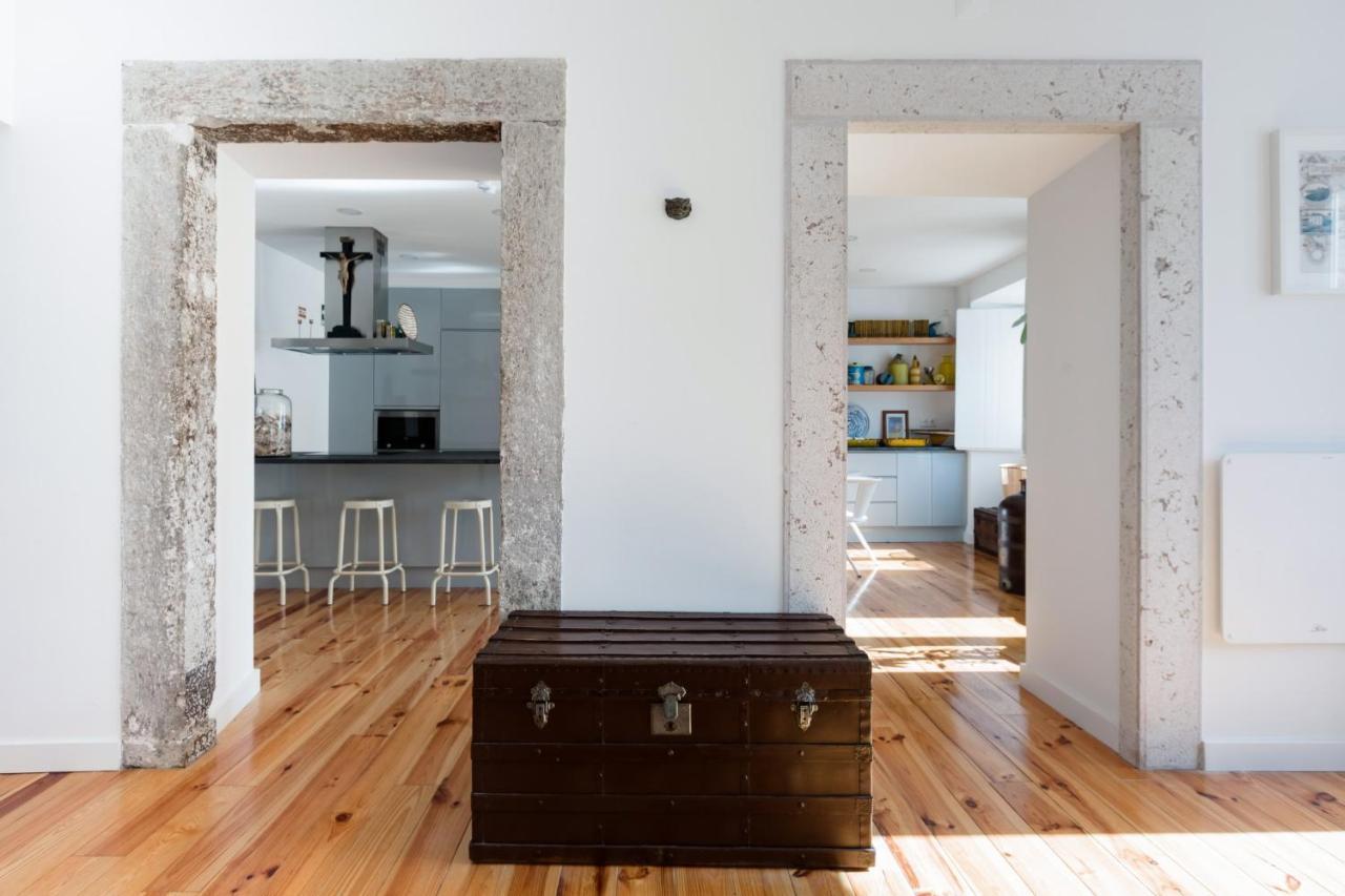 Alfama Terrace: Historic Charm With River Views * Lisbon