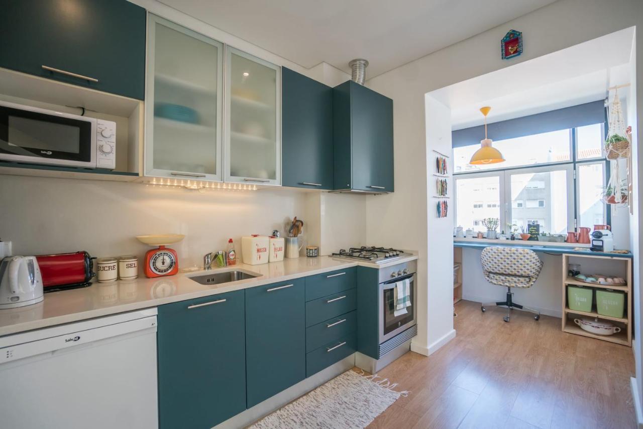 Jolly Jolie W Terrace Apartment