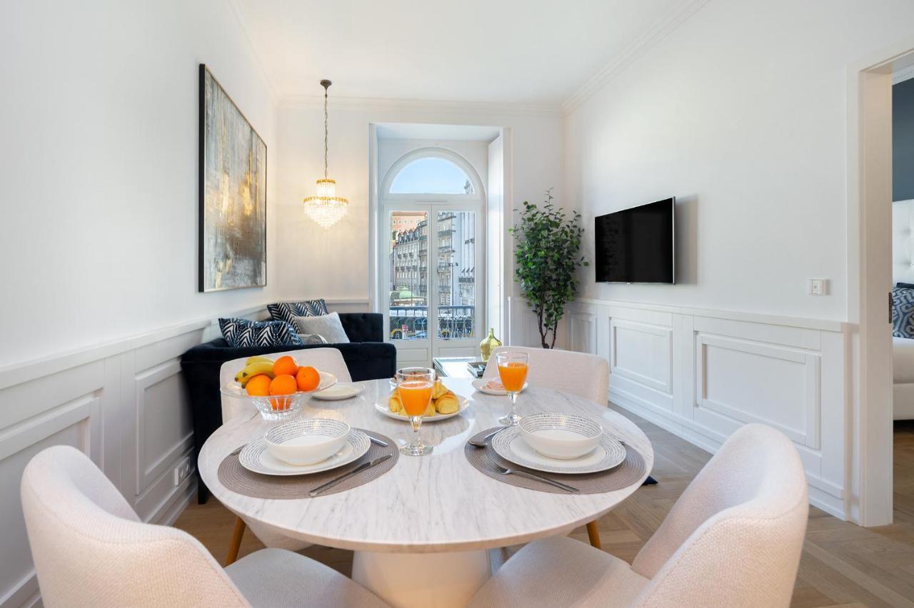 Whome | The Boulevard Prime Location & Timeless Luxury Apartment Lisbon