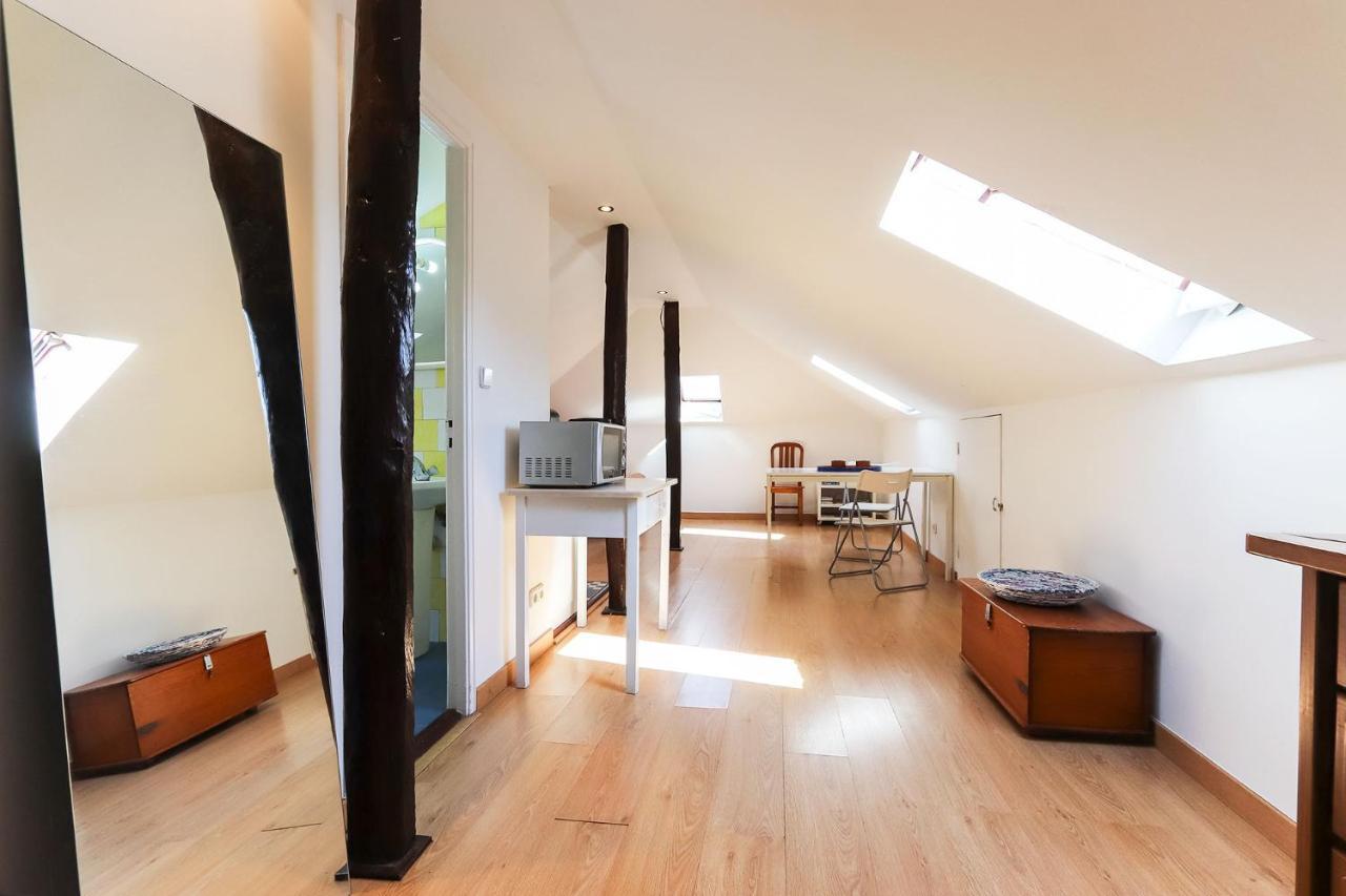 Apartment Sunny Attic Loft By Homing Lisbon