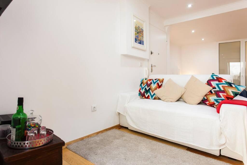 Charming In Mouraria Apartment