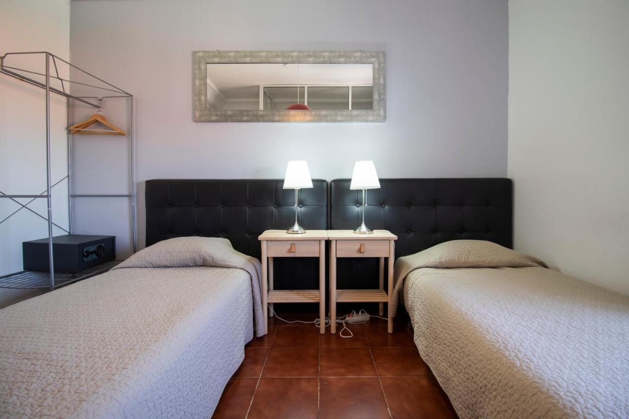 V Dinastia Guest house 2*