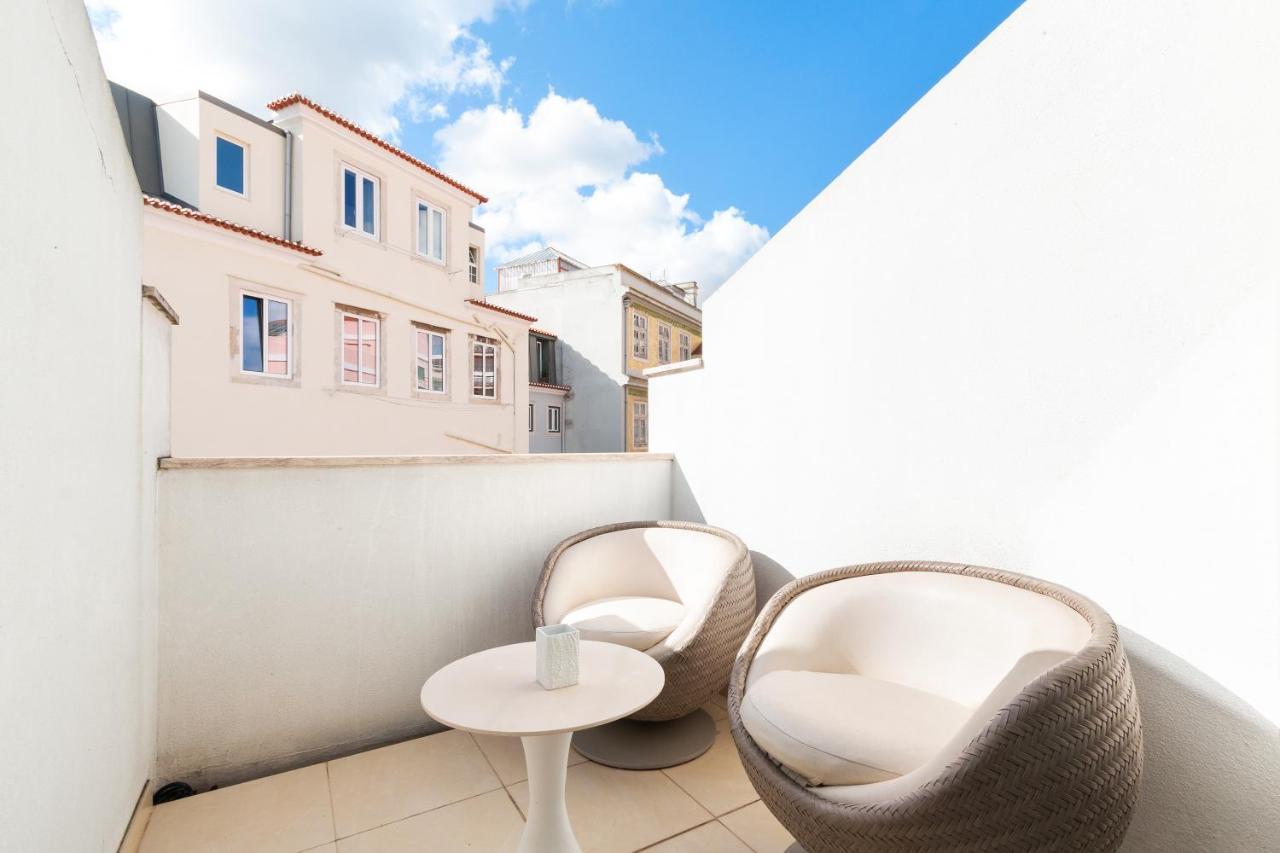 Exquisite Townhouse For 8 In Lisbon City Center Lisbon