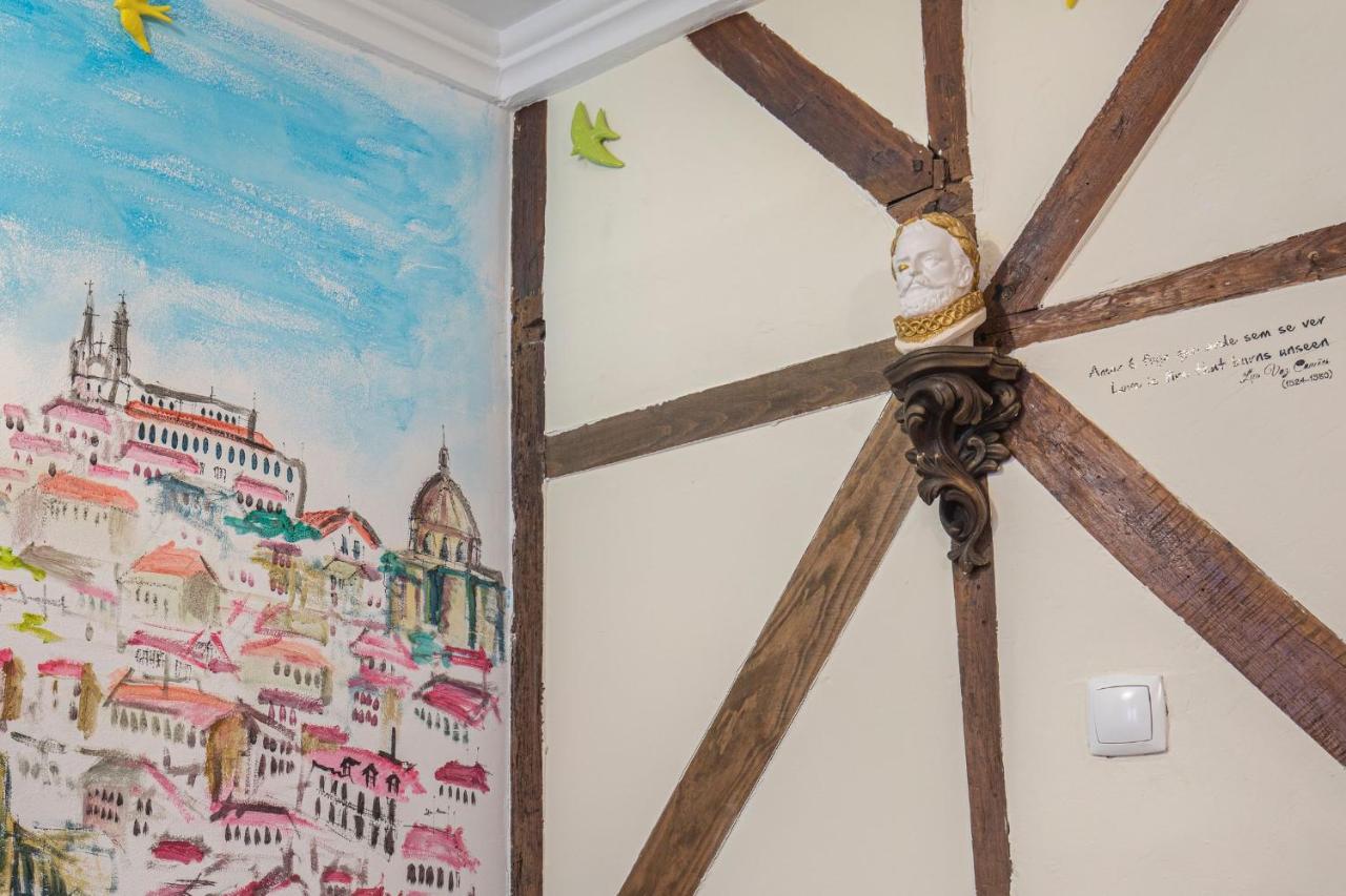 Apartment Amazing Camoes - Chiado, *