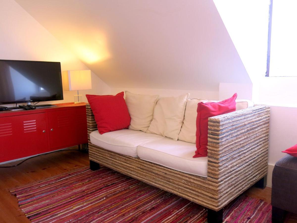 Magnificent Duplex In Mouraria Lisbon