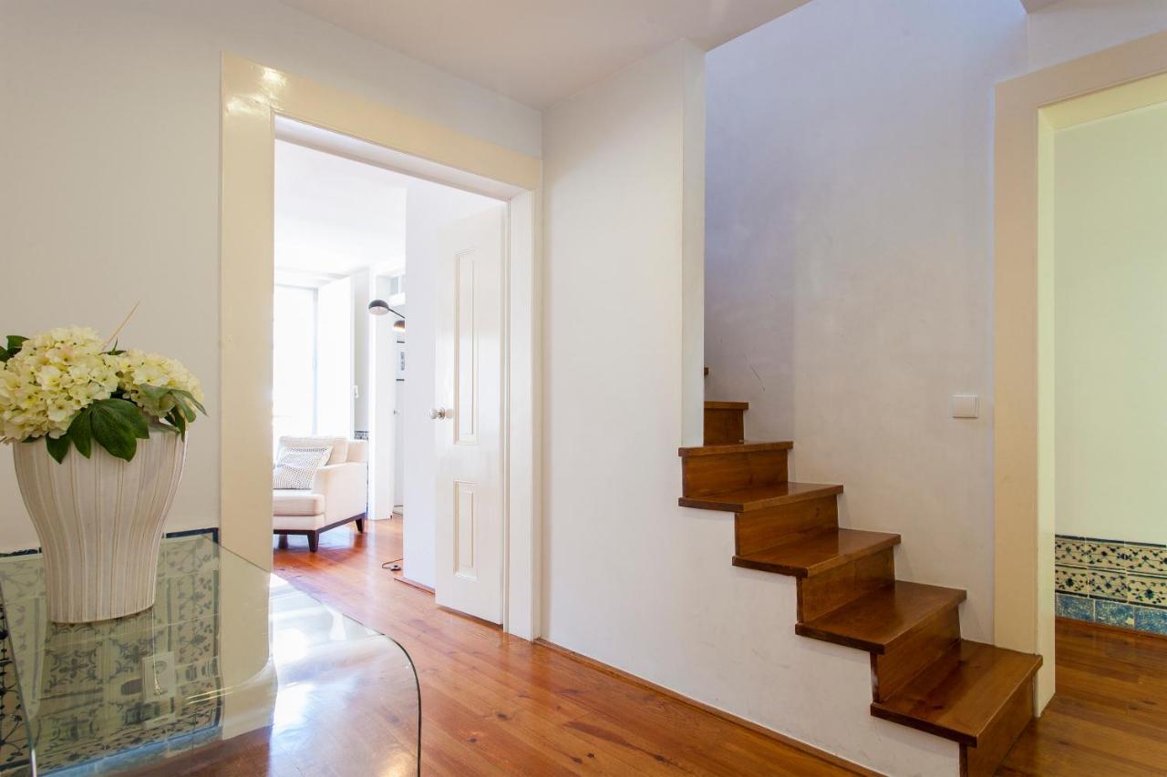 Correeiros Downtown Duplex & Deluxe Apartment