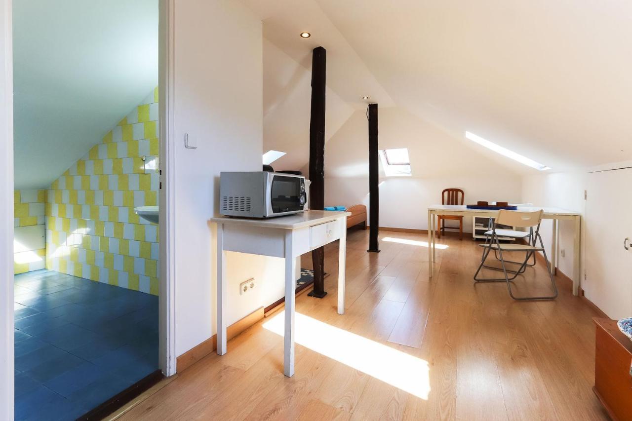 Sunny Attic Loft By Homing * Lisbon