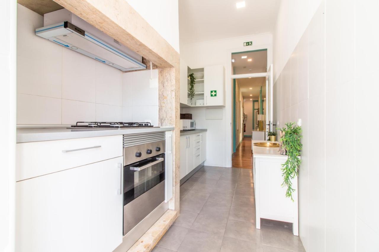 Apartment Liberdade - 7 Bedroom Lisbon