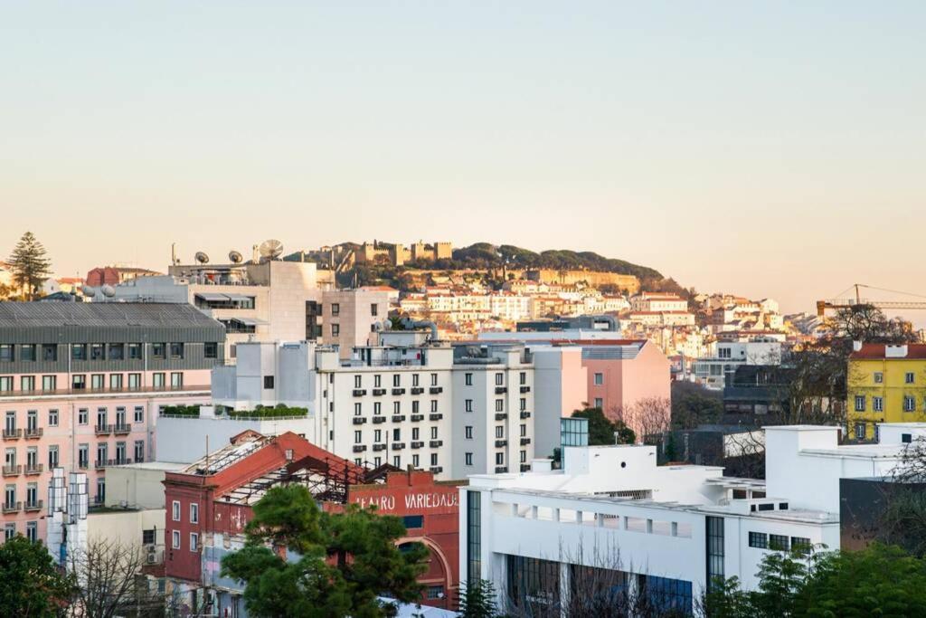Stylish By Av. Da Liberdade Apartment Lisbon