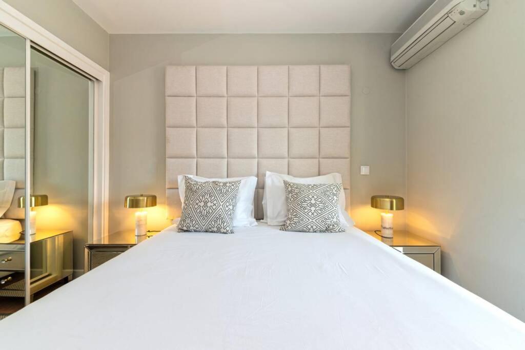 Apartment Av. Da Liberdade Comfortable With Balcony