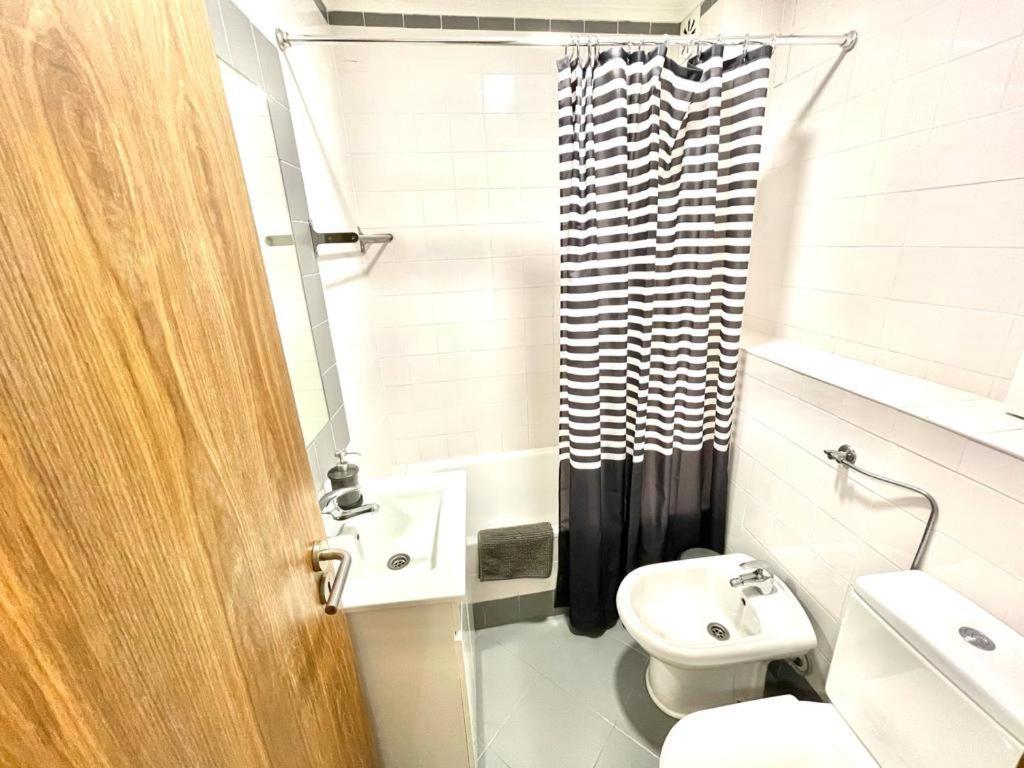 Lisboa, Lisbon, Charming Patio House, , Wifi, Air Conditioning, Near Metro, By Ig Apartamento