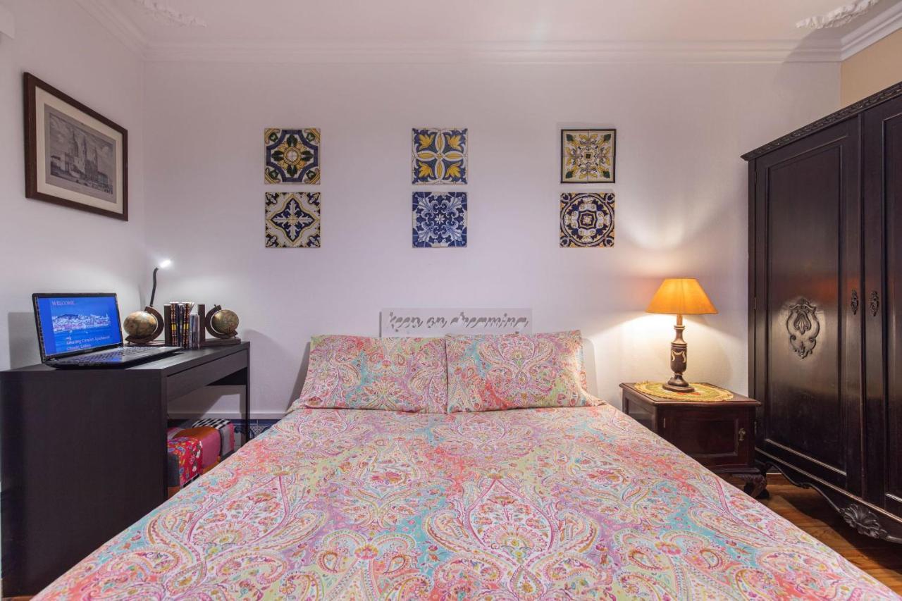 Amazing Camoes - Chiado,