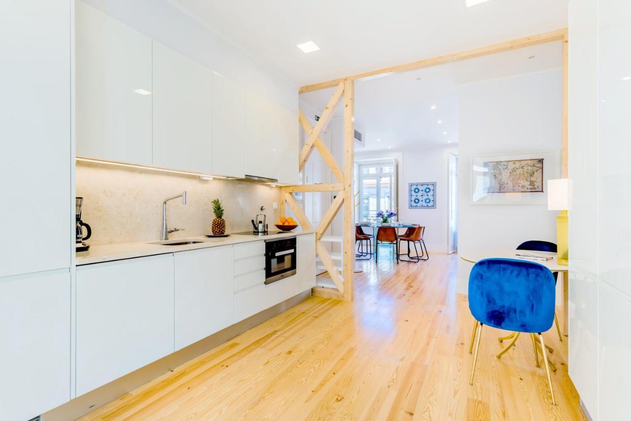 Life Is Good In Baixa Apartment