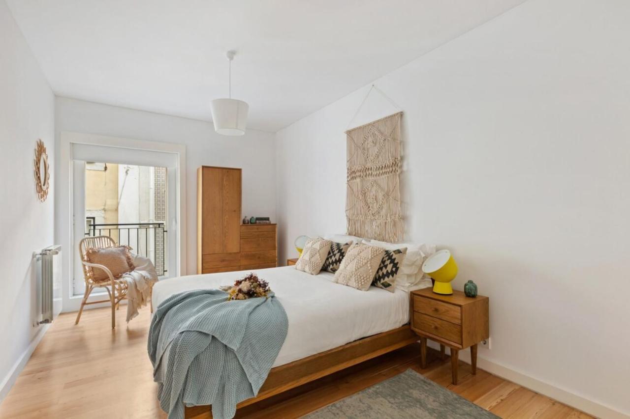 Beautiful 2 Bedroom In Bairro Alto Apartment Lisbon