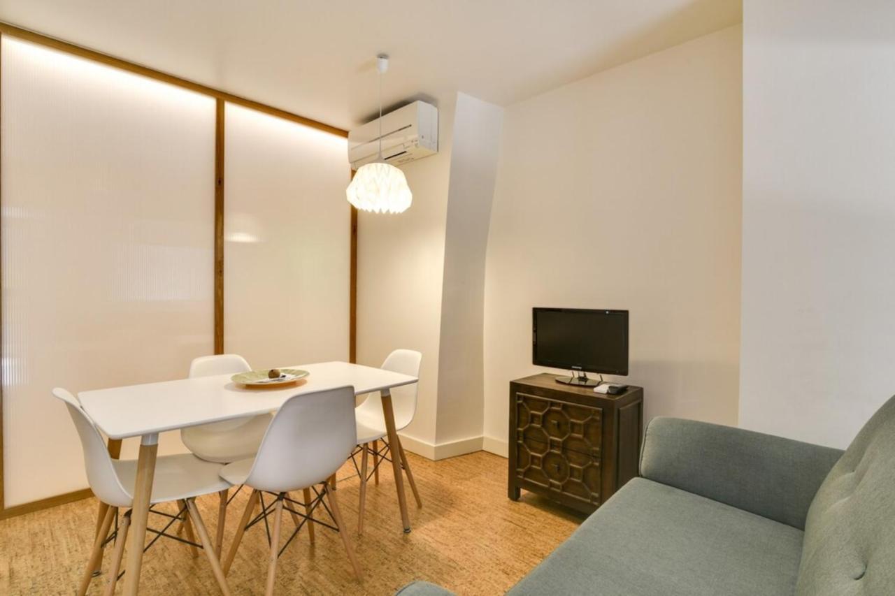 New With Easy Access In Traditional Area Apartamento