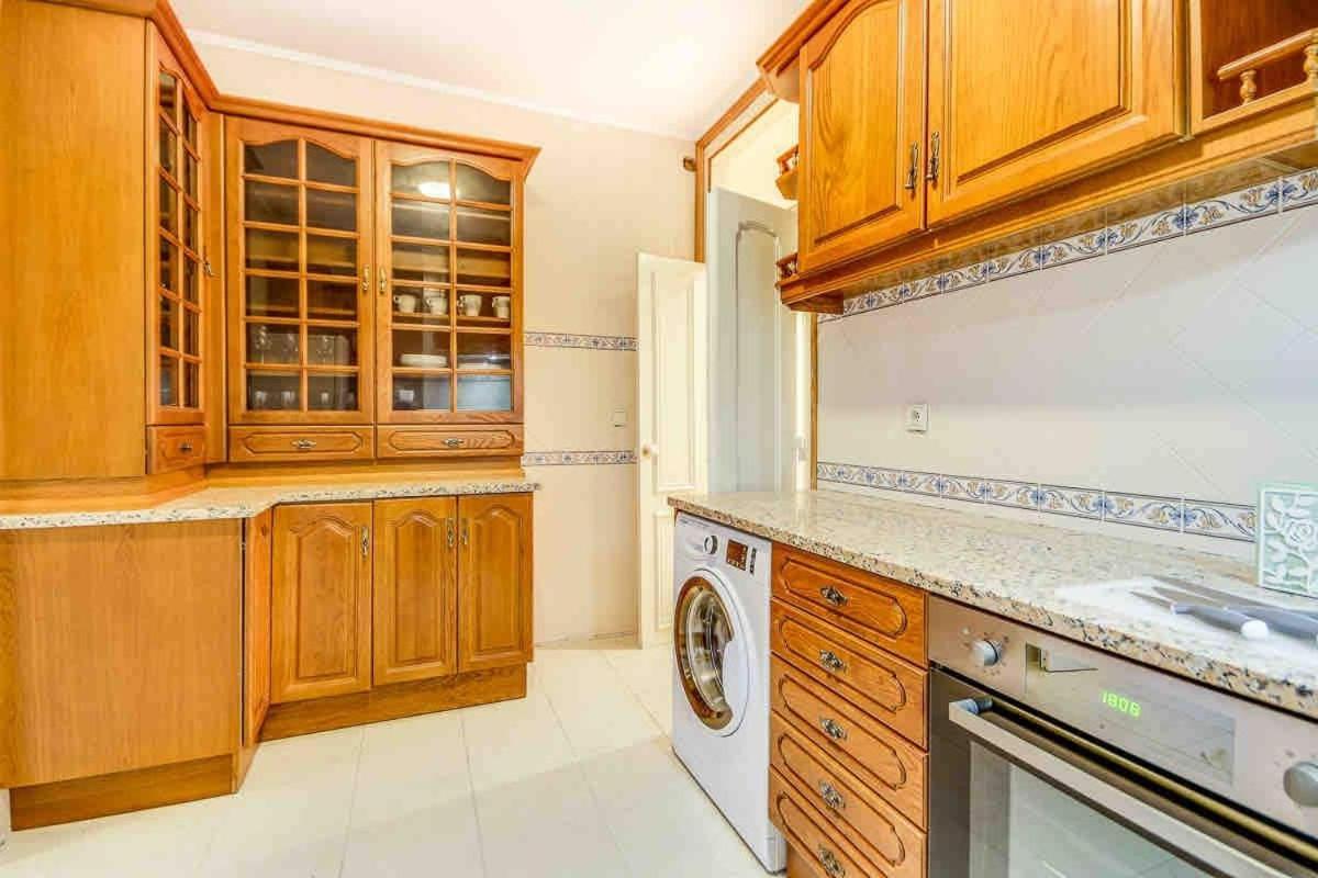 Spacious Alameda Homestay
