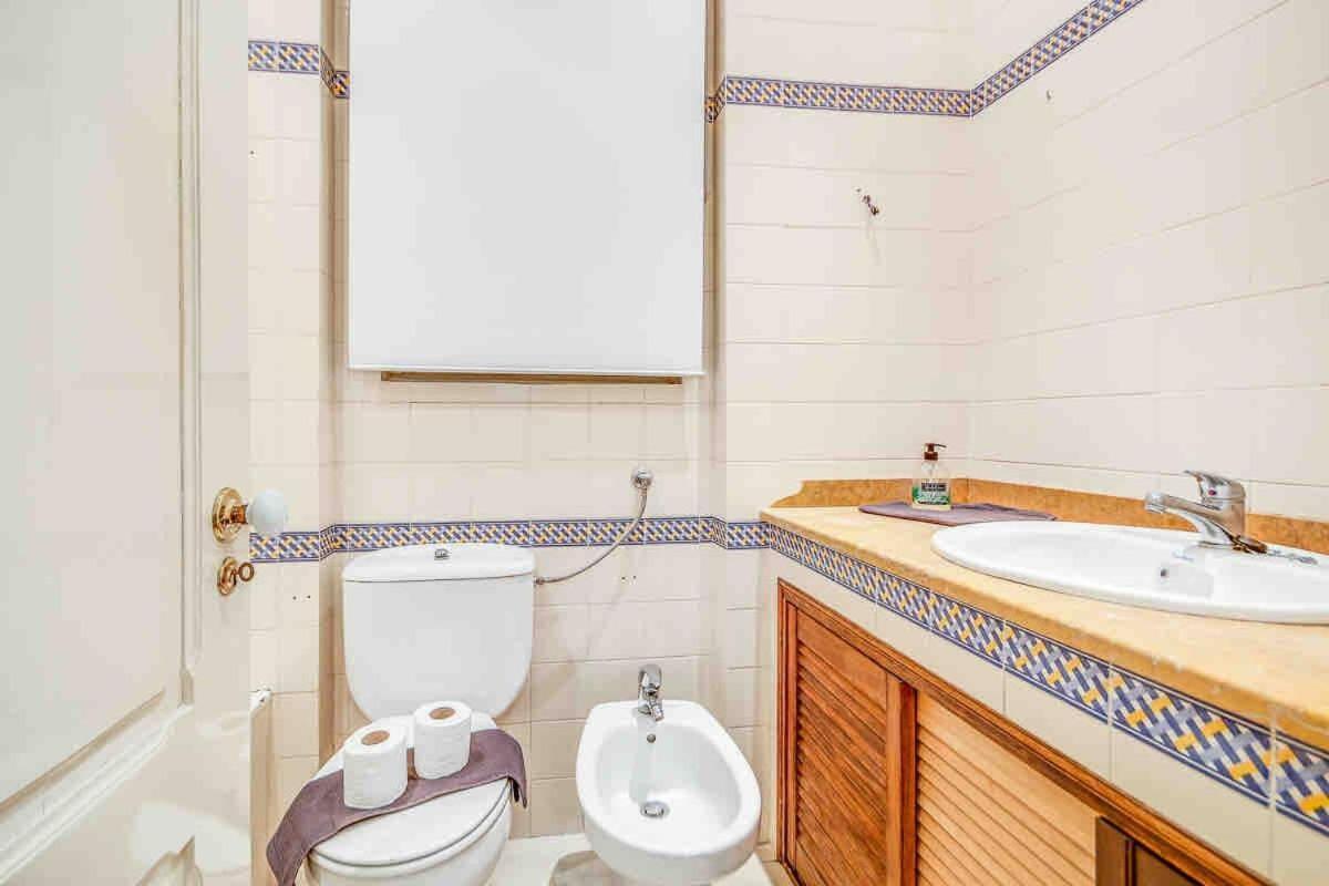 Spacious Alameda Lisbon