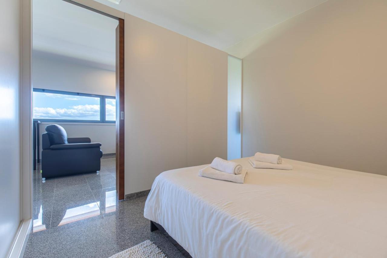 Lovelystay - Trendy 1bdr W/ River View Apartment