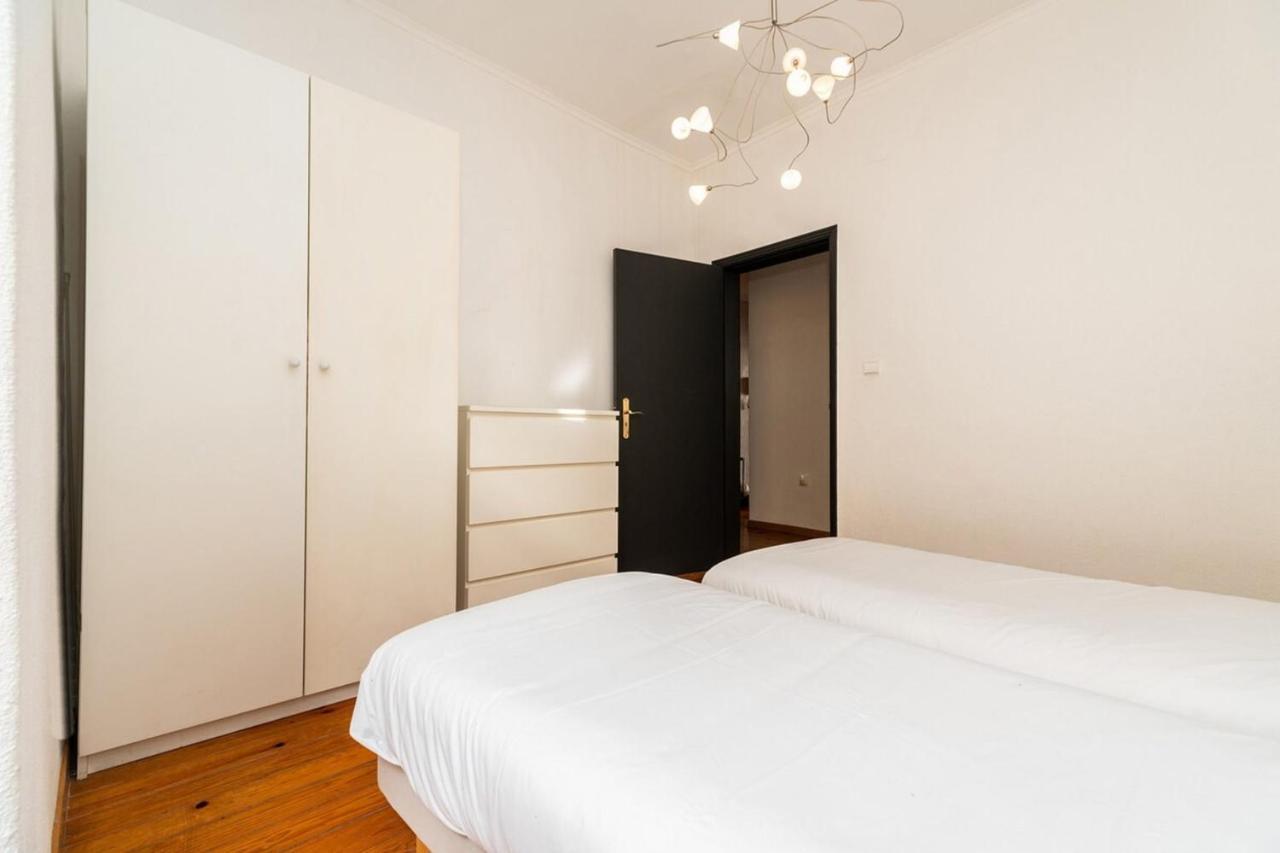 Charming 2 Bedroom Next To Praca Da Figueira Lisbon