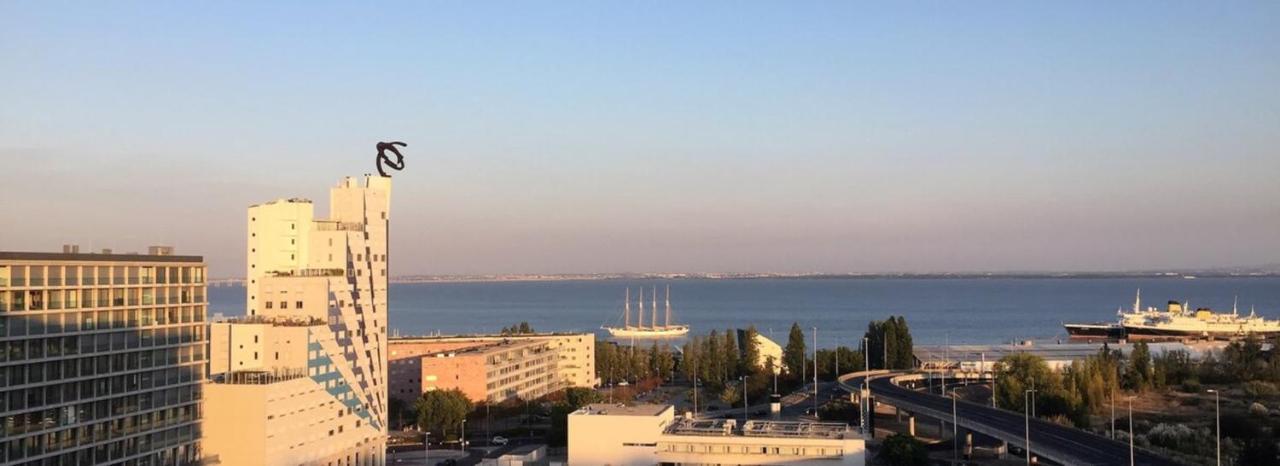 Modern 2 Bedroom With Balcony And Amazing Views Apartment