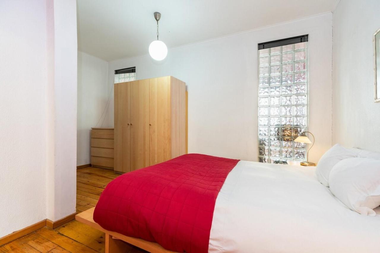 Charming 2 Bedroom Next To Praca Da Figueira *