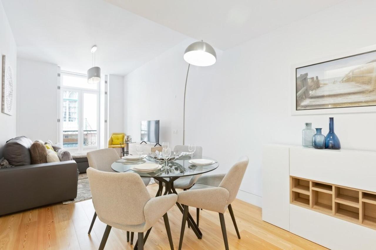 Spacious 1 Bedroom Near Baixa Lisbon